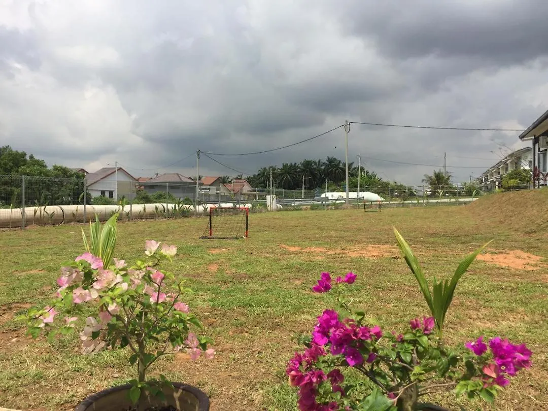 Homestay Zanas Villa D'Klia Sepang